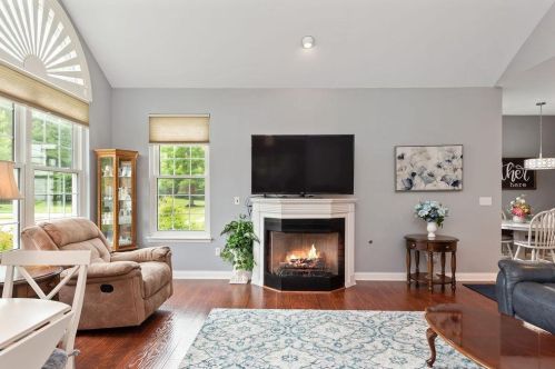 2102 Traverse Creek Dr, Milford OH  45150-5081 exterior