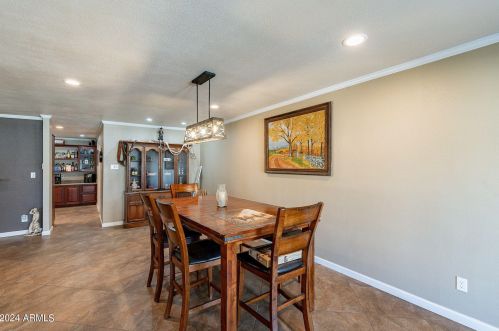 5752 Monte Cristo Ave, Glendale AZ 85306-2230 exterior