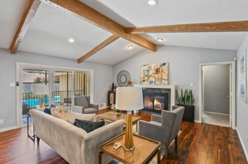 7507 Cliffbrook Dr, Dallas TX  75254-8012 exterior