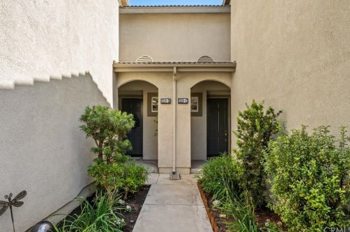 3319 Rosedale Ln, Orange, CA 92869-2890