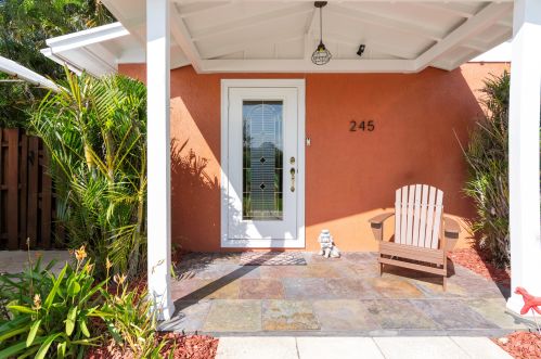 245 12th St, Delray Beach, FL 33444-4012