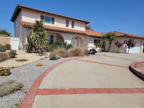 1089 Burlington Dr, Santa Maria, CA 93455-4169