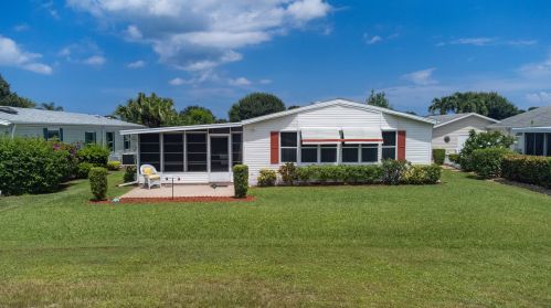 8001 Meadowlark Ln, Fort Pierce, FL 34952-3141