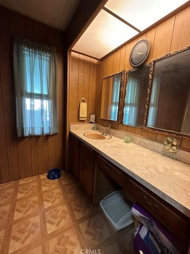 1045 Azusa Ave, Covina CA  91722-2648 exterior