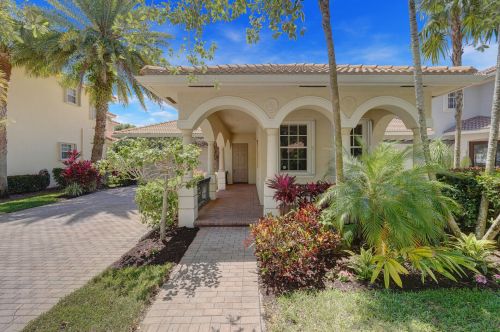 183 Via Catalunha, Jupiter, FL 33458-6905