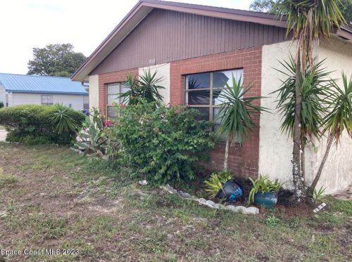 205 Pinedo Dr, Titusville FL  32780-5747 exterior