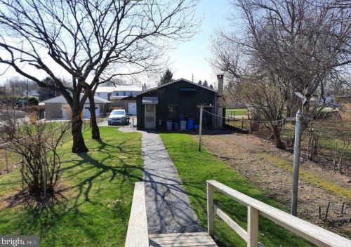 510 Cross St, Hazle Township PA  18202-3121 exterior