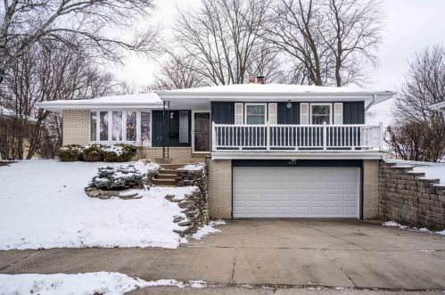 1171 Irving Pl, Waukesha, WI 53188-2323