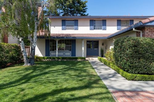 647 Oneida Dr, Sunnyvale, CA 94087-1850