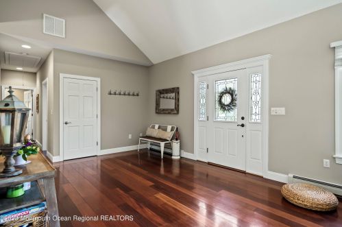 208 Virginia Dr, Bricktown NJ  08723-6521 exterior