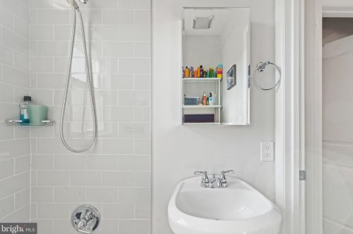 2602 30th St, Washington DC  20018-1537 exterior