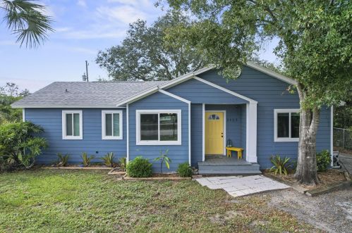 8465 98th Ave, Vero Beach, FL 32967-2822