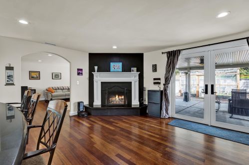 2855 Victoria Dr, Alpine CA  91901-3669 exterior