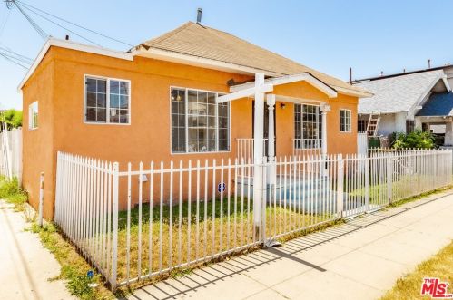 714 Burnett St, Long Beach, CA 90806-3226