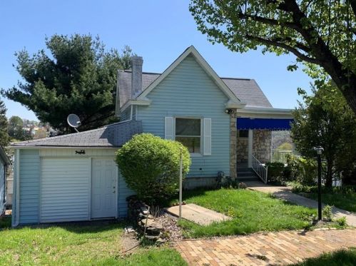 316 Station St, Mc Donald, PA 15057-1140