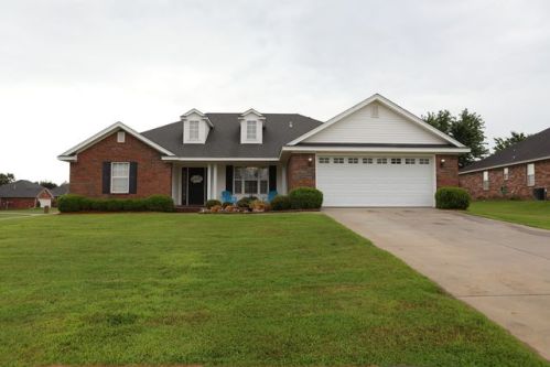 106 Katie Ct, Central City, AR 72941