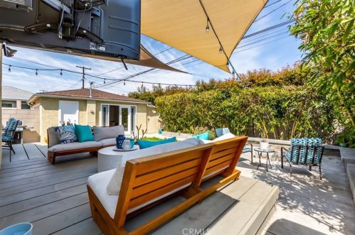 3132 Heather Rd, Long Beach CA  90808-2519 exterior