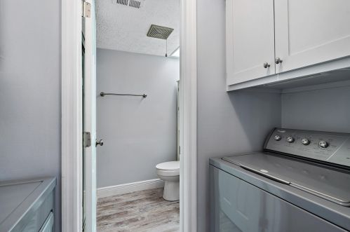 7367 Jamestown Ter, Hobe Sound FL  33455-5874 exterior