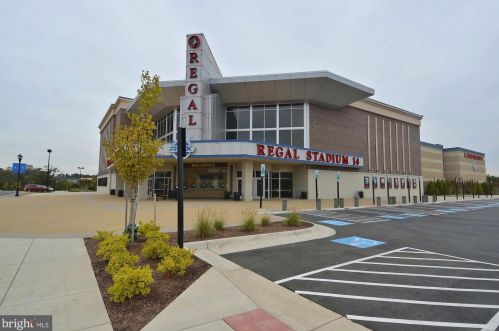 7204 Little Thames Dr, Gainesville VA  20155-4021 exterior