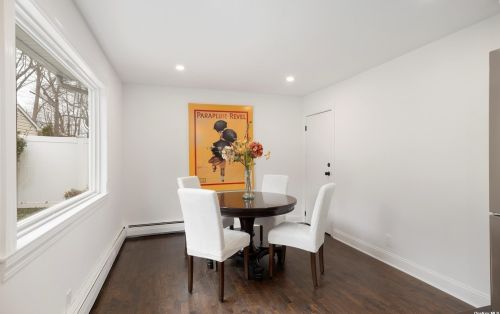 40 West Dr, San Remo NY  11754-3815 exterior