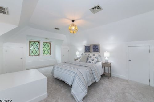 52 Clark St, Glen Ridge NJ  07028-2208 exterior