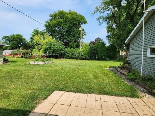 271 Hillcrest Ln, Fond Du Lac, WI 54935-4730