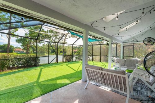 4100 10th St, Delray Beach FL  33445-1931 exterior