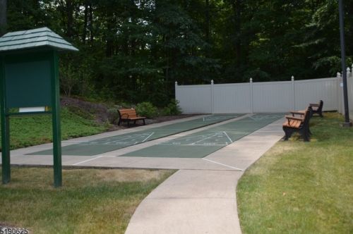 6110 Richmond Rd, West Milford Lakes NJ  07480-5117 exterior