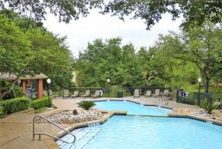 6503 Bluff Springs Rd, Austin TX  78744-4231 exterior