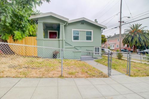 2700 21st Ave, Oakland, CA 94606-3402