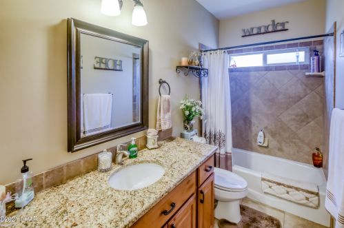 1736 Chestnut Blvd, Lake Havasu City AZ  86404-8409 exterior