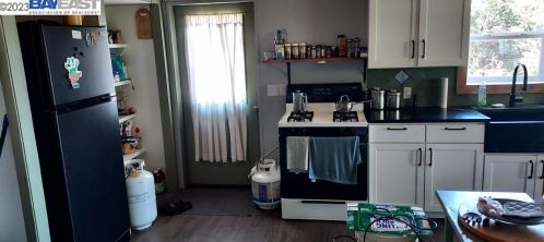 32530 State Highway 36, Mad River, CA 95526-9659
