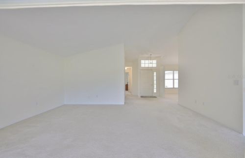 327 Caloosa Palms Ct, Ruskin FL 33573-6938 exterior