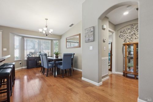 720 Livingston Pl, Rio Vista CA  94571-5116 exterior