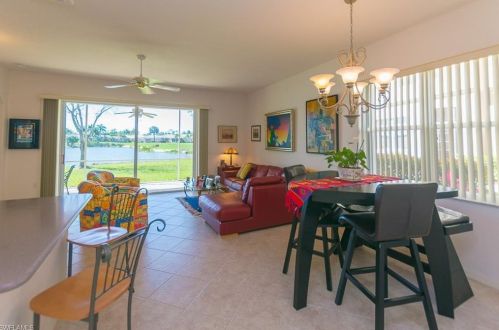 6867 Sterling Greens Dr, Naples, FL 34104-5727