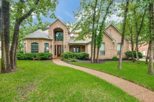 36 Royal Oaks Cir, Denton, TX 76210-5576