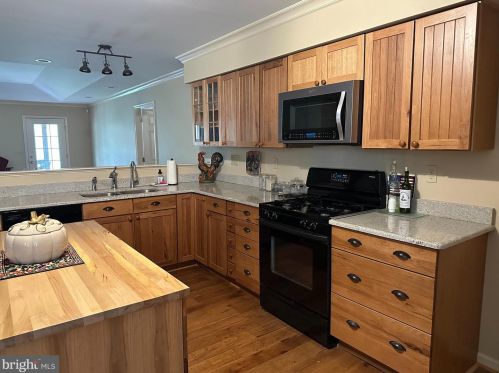 6319 Page Valley Rd, Richmond National Battlefiel VA  22835-7612 exterior