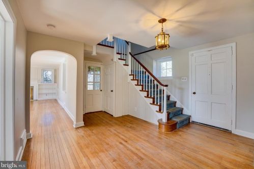 129 Township Line Rd, Norristown PA  19403-4352 exterior