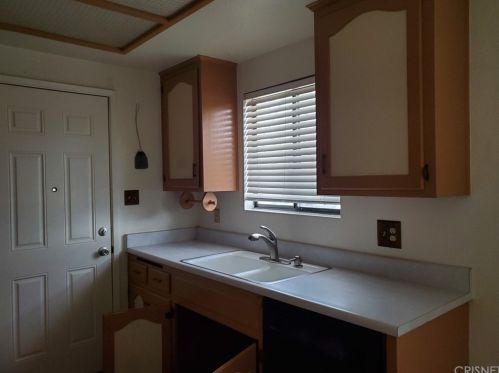 272 Avenue, Lancaster, CA