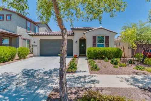 2249 Park Meadows Dr, Buckeye, AZ 85396-1612