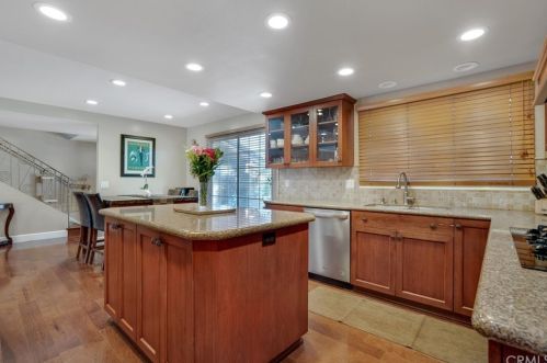 1241 Lynwood St, La Habra CA  90631-7406 exterior