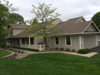 805 Ivy Ln, Saint Paul, MN 55123-2425