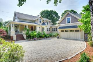 20 Short Rd, Barrington, RI 02806-1818