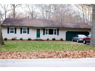 3362 Hiwood Ave, Cuyahoga Falls, OH 44224-4624