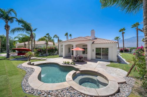 116 Via Las Flores, Rancho Mirage CA  92270-5205 exterior