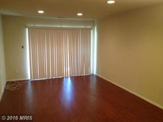 8505 Barrington Ct, Springfield, VA 22152-1008