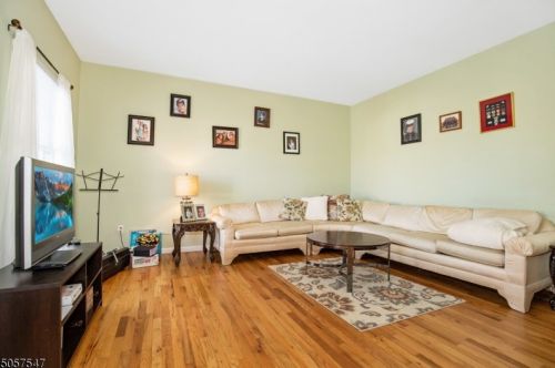 15 Hidden Glen Dr, Sparta NJ  07871-3843 exterior