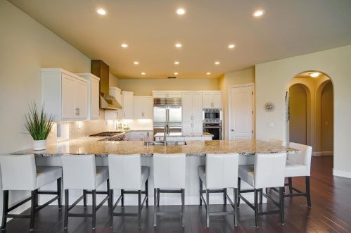 998 Terracina Dr, Folsom, CA 95762-5424