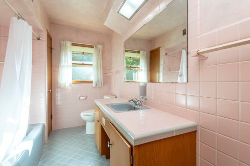 1617 118, Milwaukee WI 53226-3023 exterior