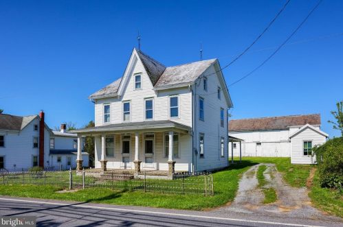1560 Krumsville Rd, Krumsville, PA 19534-9593